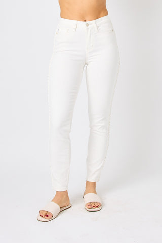 Judy Blue Mid Rise Braided Detail Relaxed Fit White Jean