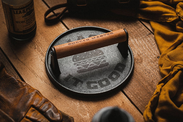 Burger Master – Cast Iron Grill Press