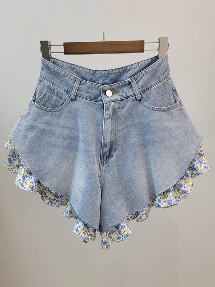 Pastures of Daisies Shorts