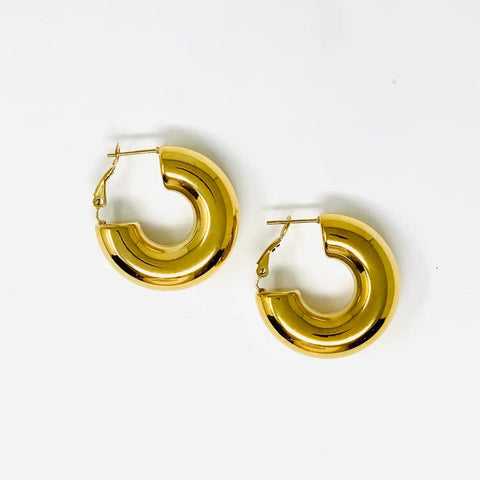Gold Bow Pearl Earrings