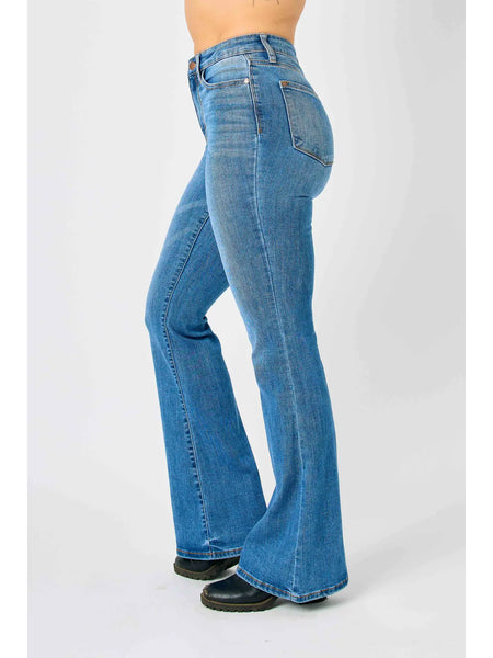 Judy Blue Classic Plus Flares