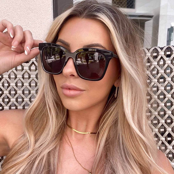 DIFF Bella Black Grey Polarized Sunglasses