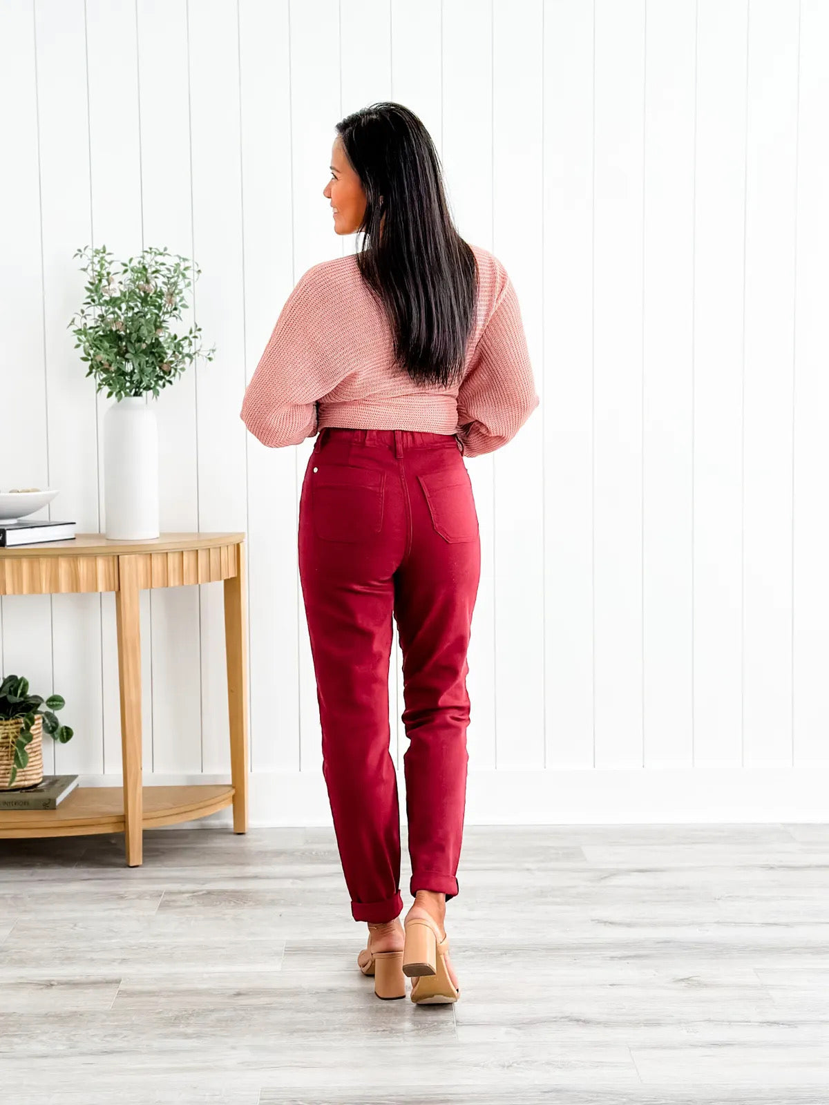 Judy Blue Scarlet Joggers – A Little Bird Boutique