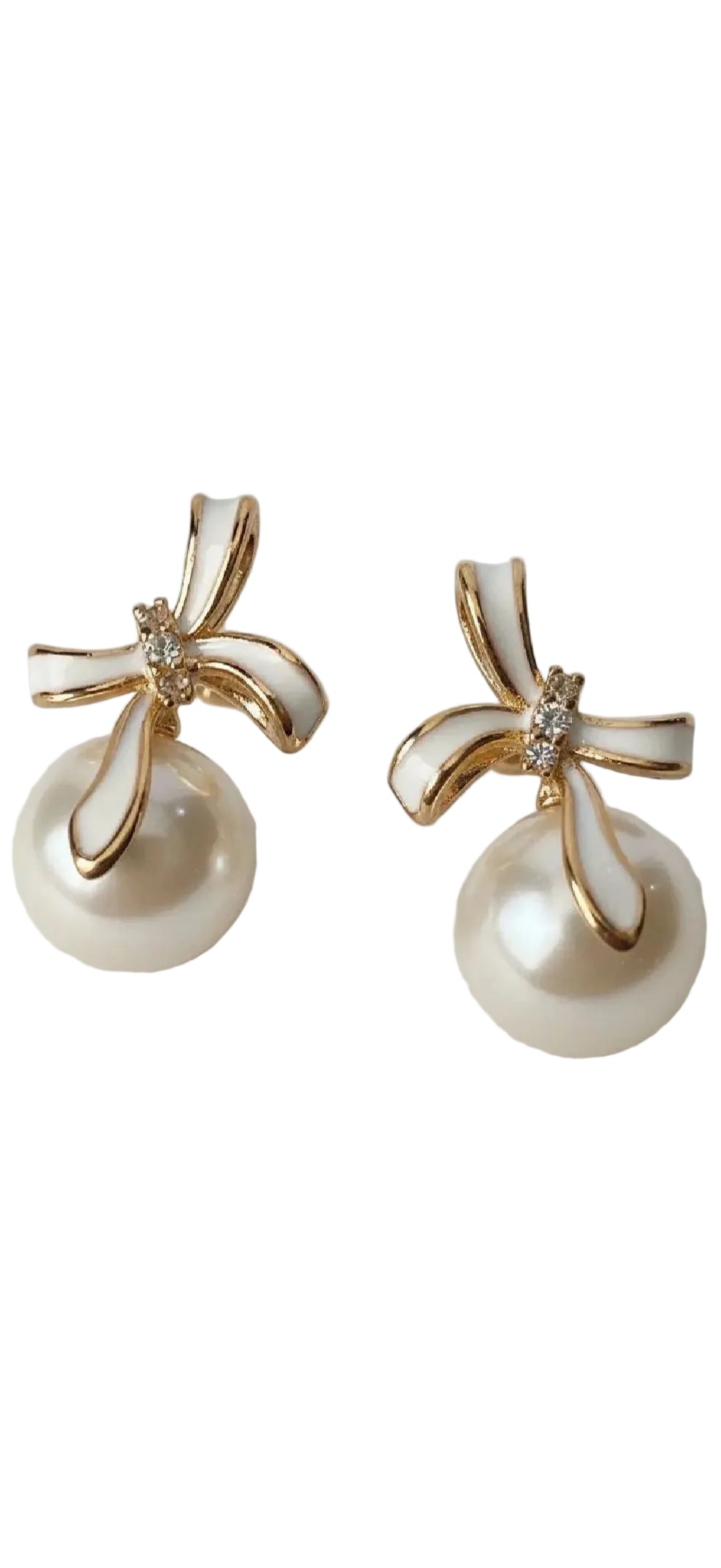 Pearl Bowknot Stud Earrings with French Elegance