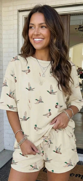 Duck Duck Go Shorts Set