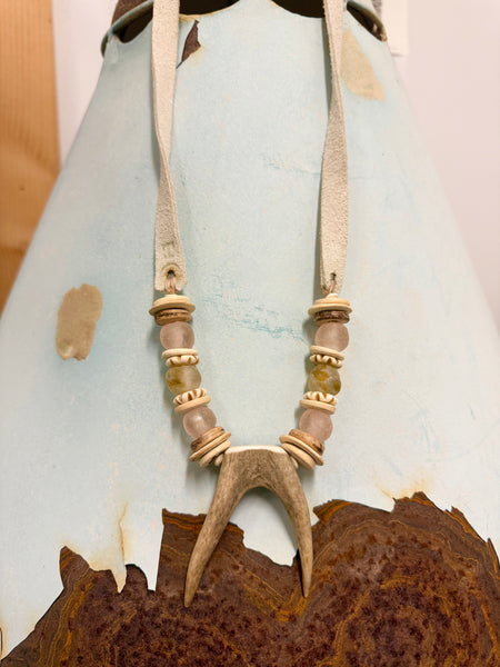 Twine and Twig Classic Tip Antler Necklace