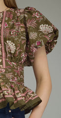 Marilyn in Flowers Top