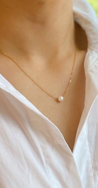 Dainty Single Pearl Necklace