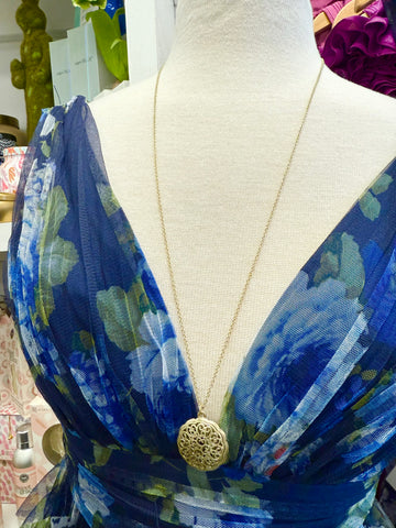 Canvas Filigree Circle Necklace with Long Chain