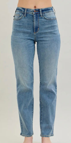 Judy Blue Beaula Jeans - High Waist Straight Fit