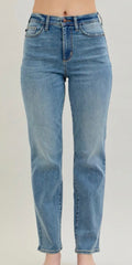 Judy Blue Beaula Jeans - High Waist Straight Fit