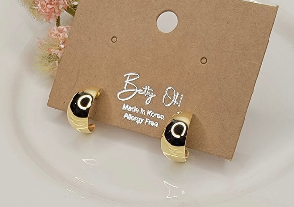 Lexi Mini Gold Hoops