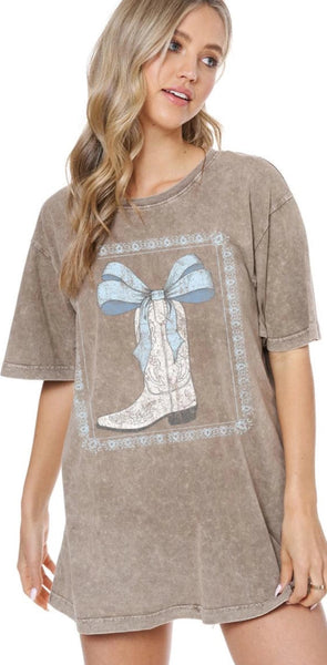 Oversized Boots & Bow T-Shirt