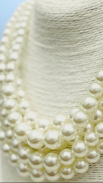 City Chic Pearl Necklace