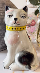 Vintage-Inspired Stoneware Cat Vase