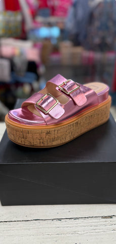 Steven Madden Traveler Sneaker