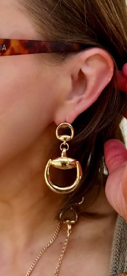 Hugo Statement Horsebit Earrings in Shiny Gold
