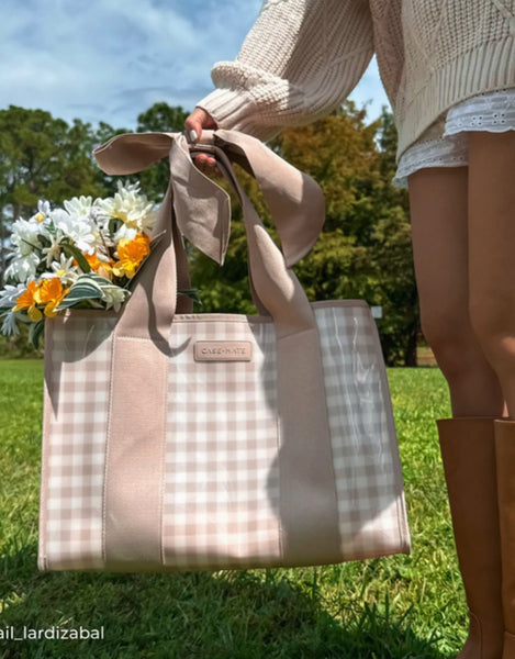 Casemate Jelly Tote Bag- Latte Gingham Bow