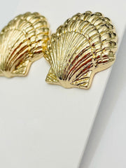 Classic Shell Earrings - Gold and Silver