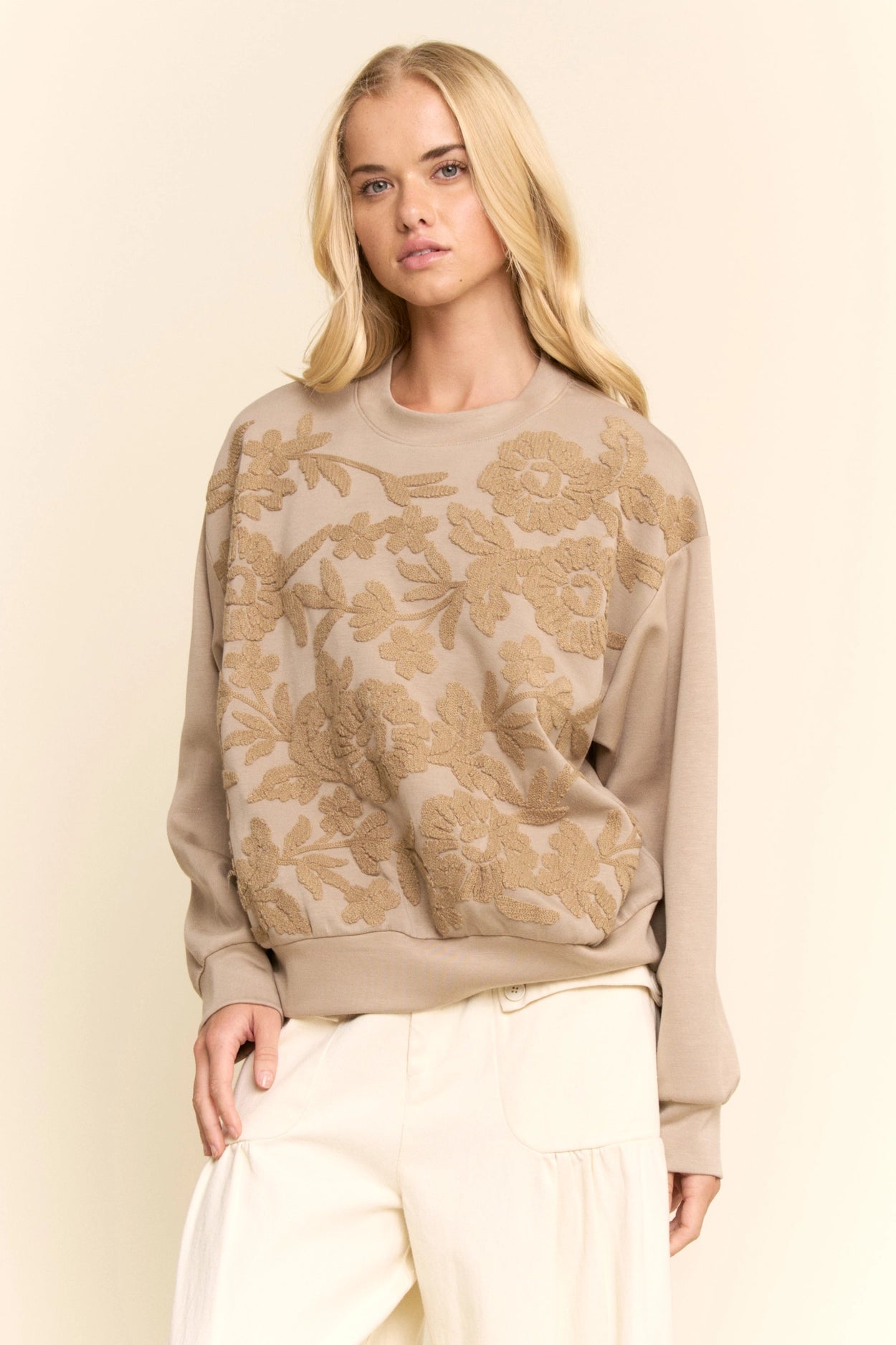 Noelle Floral Sweatshirt