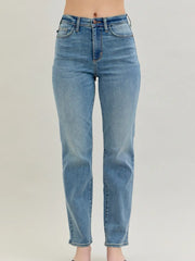 Judy Blue Beaula Jeans - High Waist Straight Fit