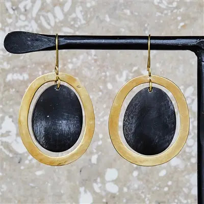Banjar Floating Oval Earring - Black