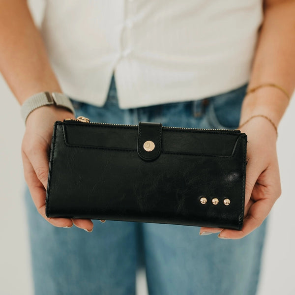 Essentials Carry All Wallet - 3 Colors