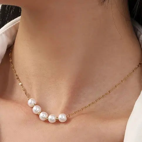 Classic Pearl and Bead Necklace