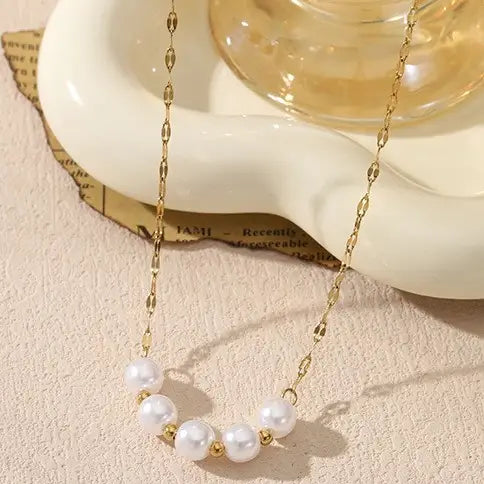 Classic Pearl and Bead Necklace