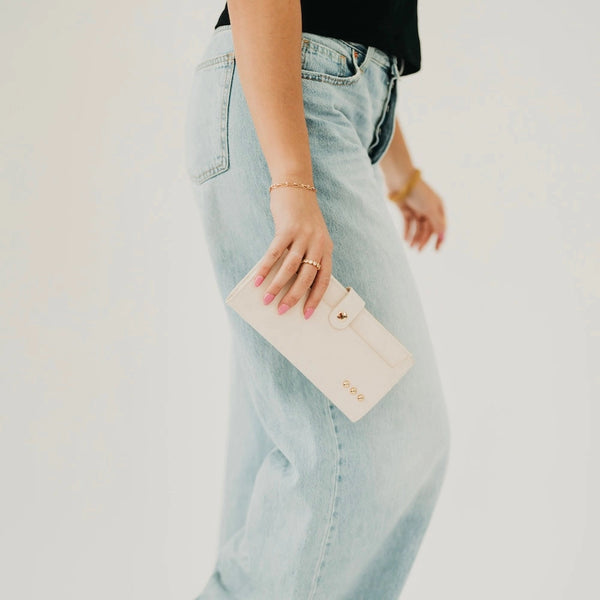 Essentials Carry All Wallet - 3 Colors