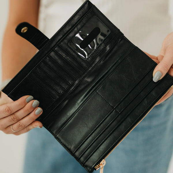 Essentials Carry All Wallet - 3 Colors