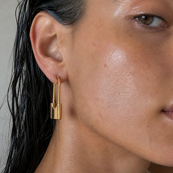 Ellie Vail Londyn Lock Earring