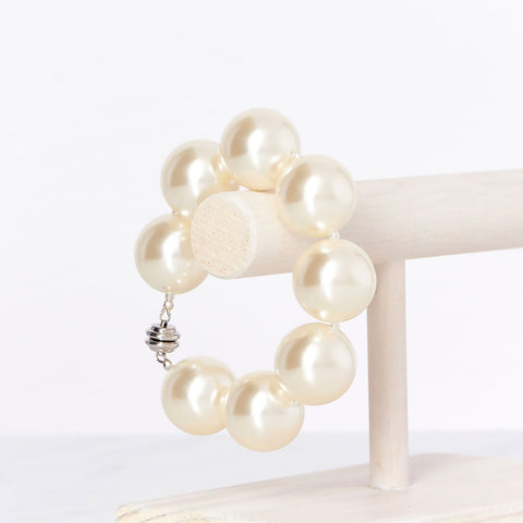 Hot Girls Pearl Bracelet - Ivory