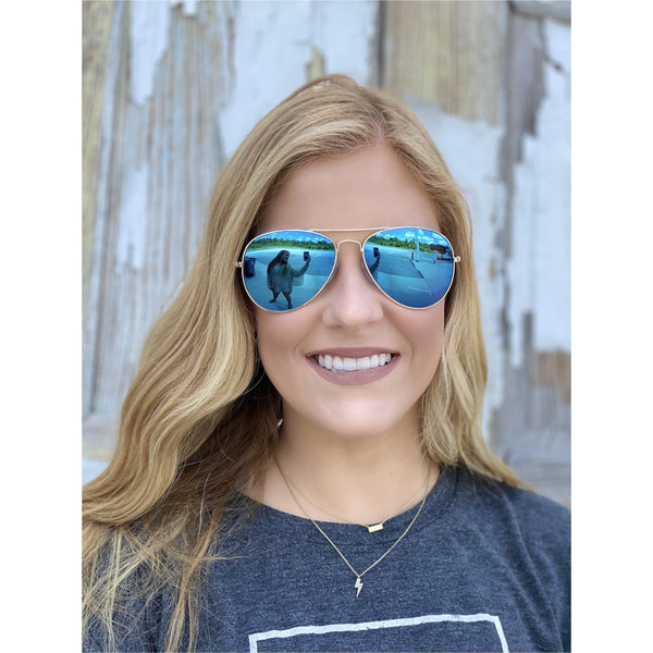 Tyndall Pilot Sunglasses in Gold/Blue