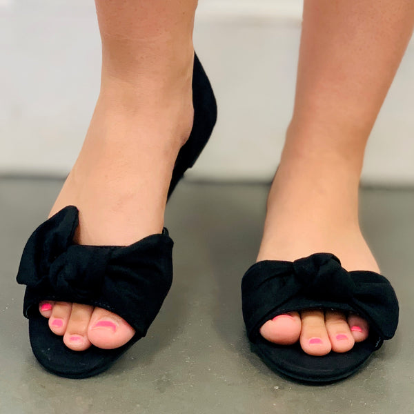 Kathleen Peep-toe Flats